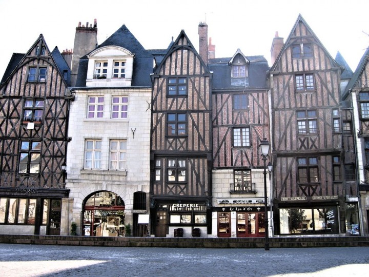 Des idées de promenades romantiques à Tours.